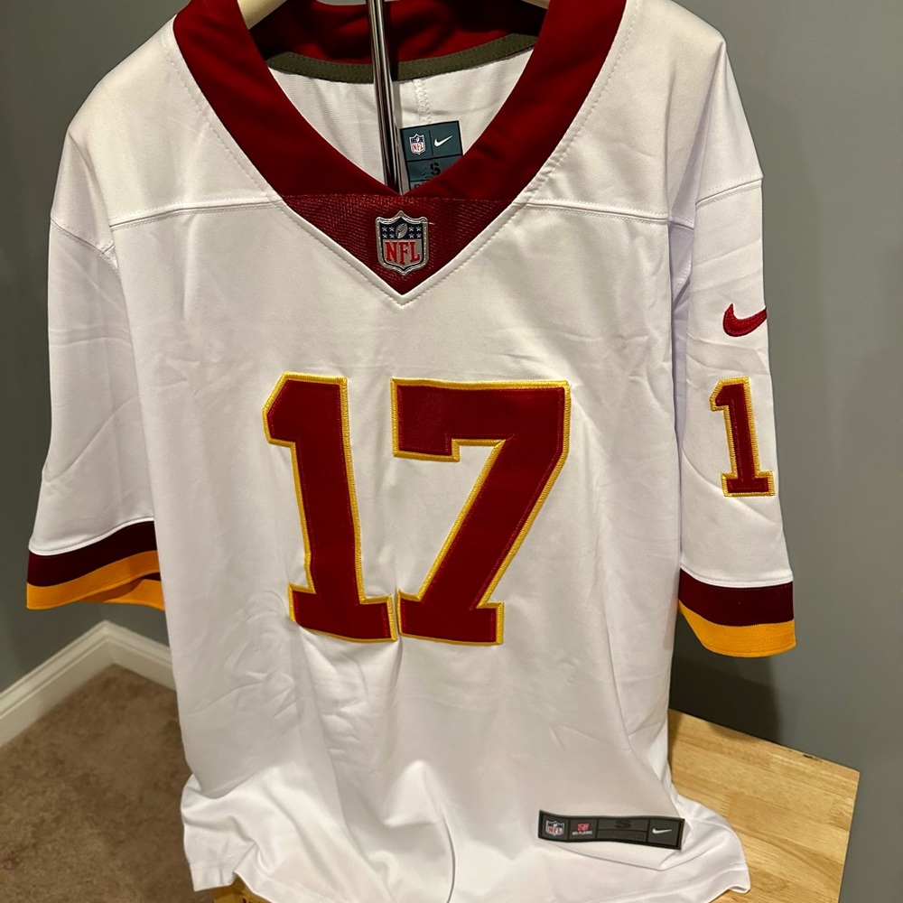 Terry McLaurin NFL On Field Apparel Jersey